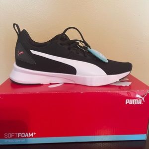 Black & White Puma Sneaker